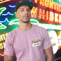 Hello I'm He Him T-Shirt Pink